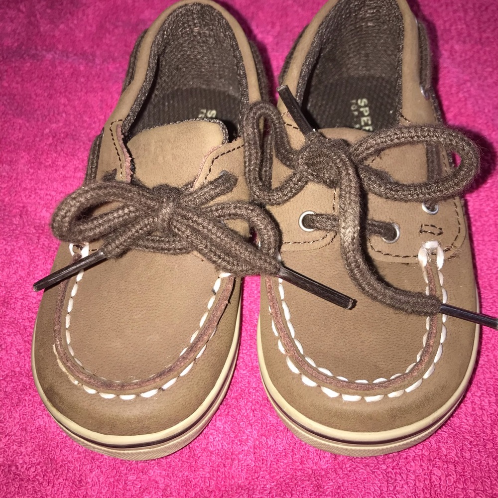 Toddler sperrys